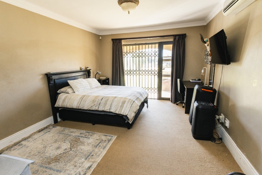 4 Bedroom Property for Sale in Groenvlei Sh Free State